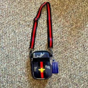 Parker & Hyde Neoprene Cellphone Bag
